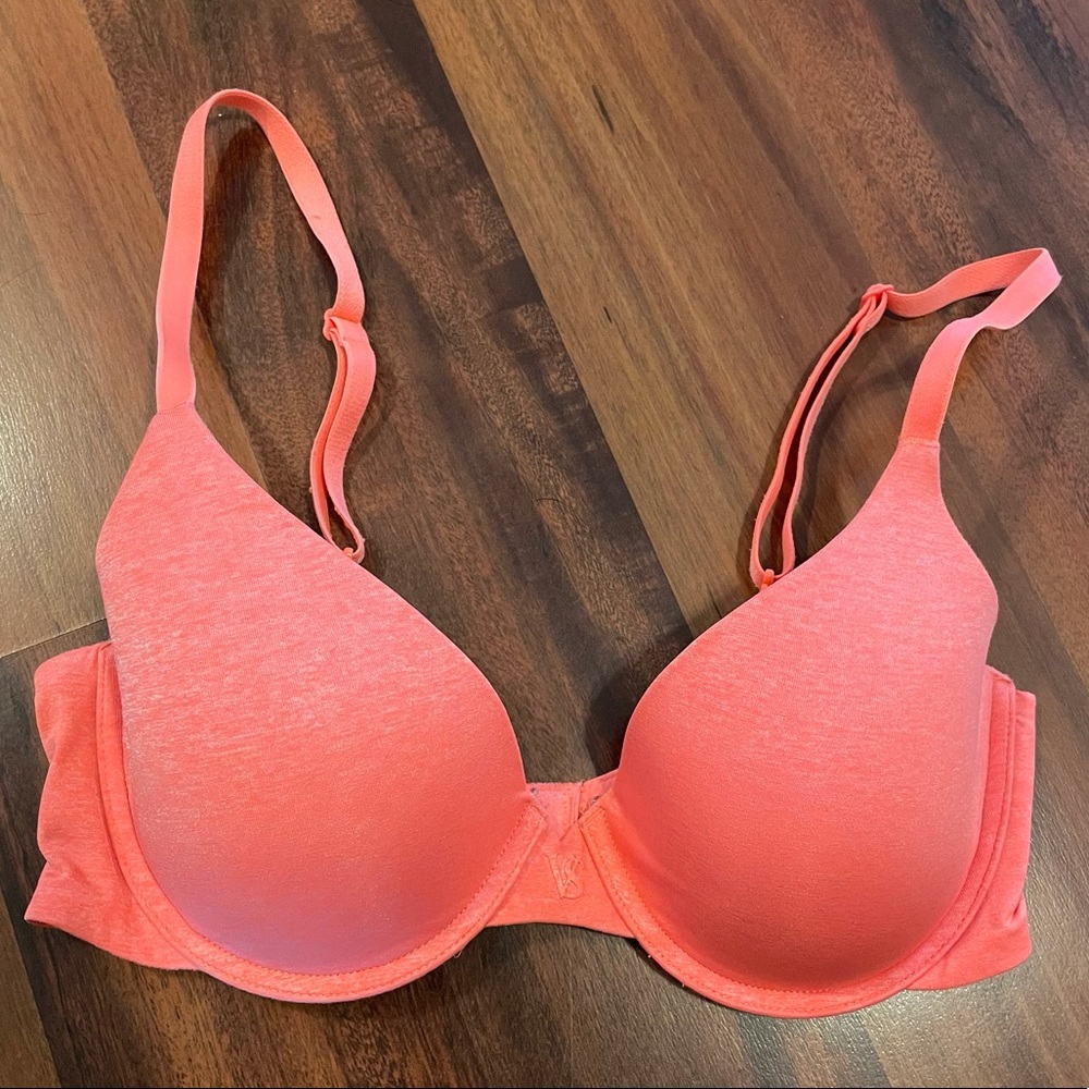 Victoria’s Secret Bra 32C
